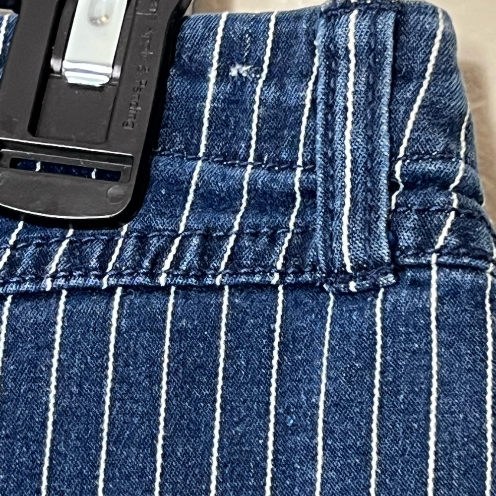 FADED GLORY BLUE AND WHITE NAUTICAL PINSTRIPES DENIM SHORTS SIZE 14 - Picture 10 of 11